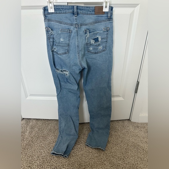 American Eagle Mom Jeans - Picture 4 of 7